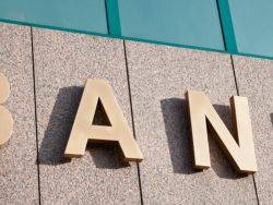 美股异动 | 银行股股价走低 高盛(GS.US)跌超3%