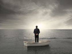 黄仁勋回应与OpenAI不和传闻：英伟达(NVDA.US)一定参与新一轮融资