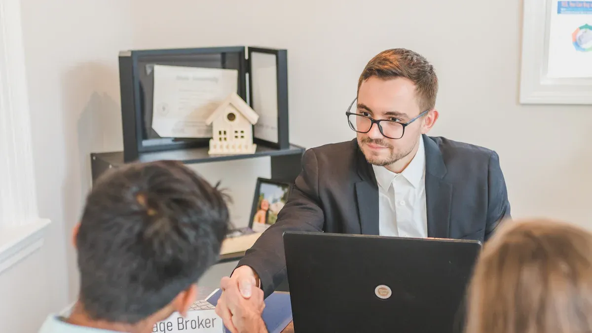 How Beginner Investors Should Choose a Broker