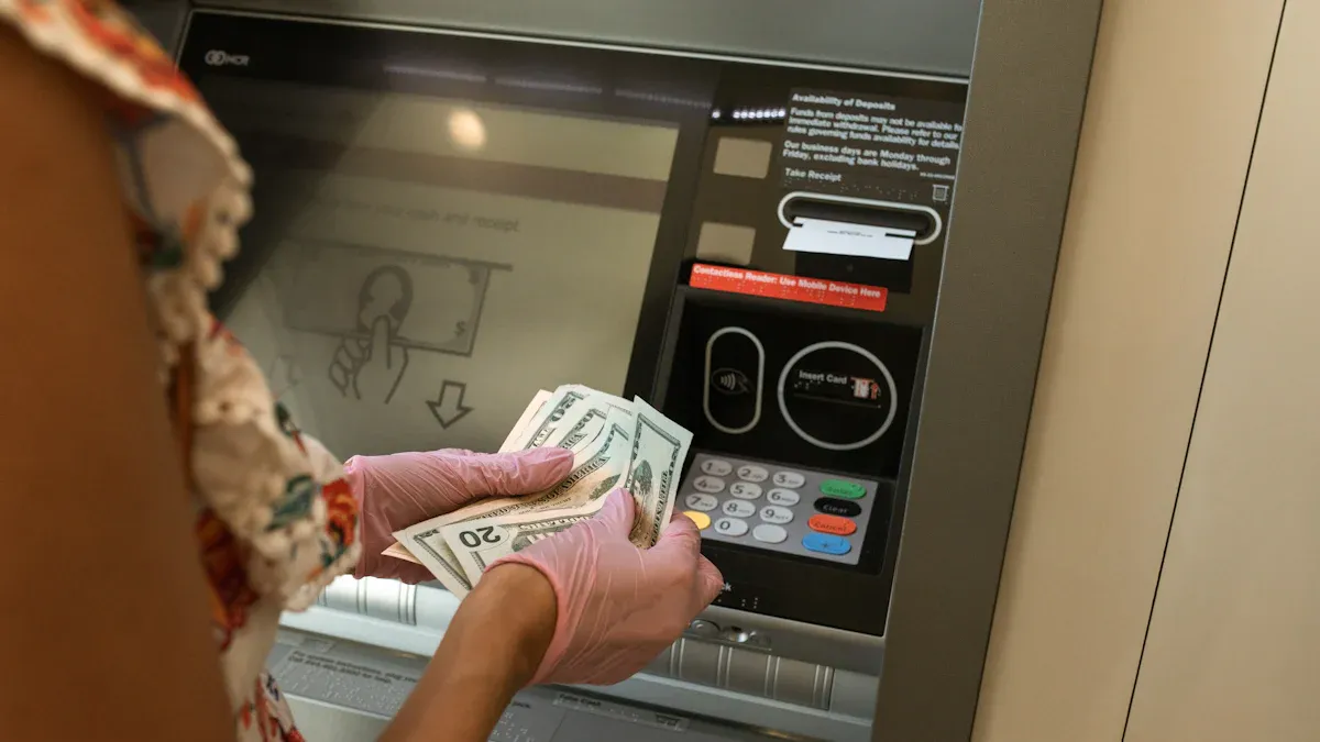Mastercard现金提取如何运作