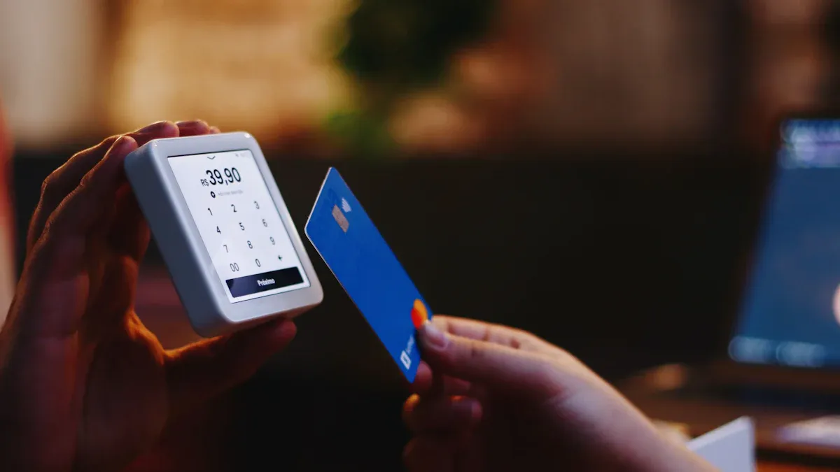 2025年如何订购和激活你的Cash App卡