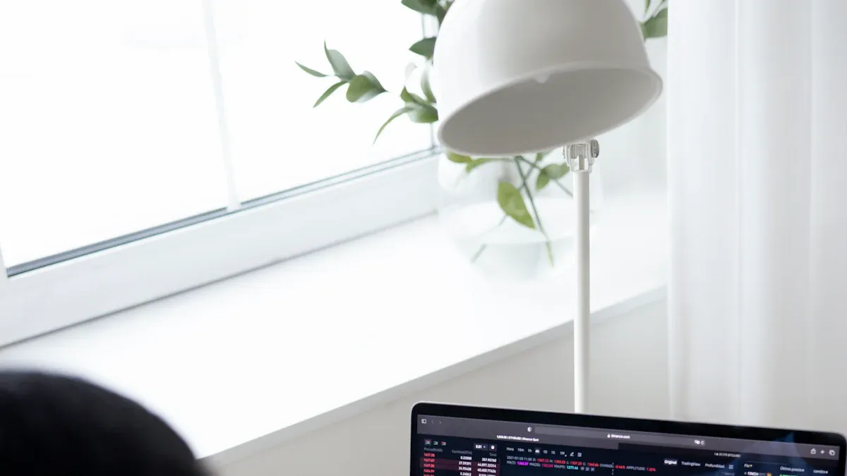 Smart Moves for Quantum Computing ETF Investors This Year