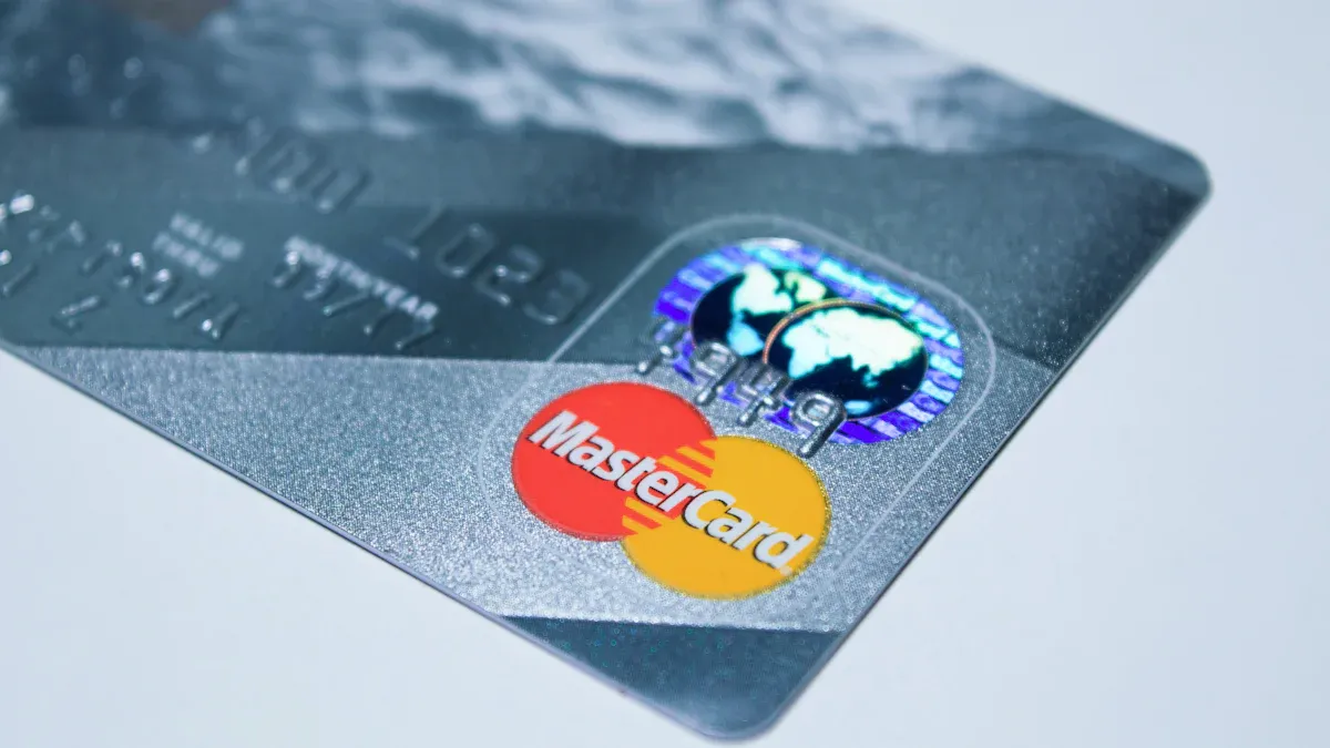 Visa 礼品卡国际使用指南:了解使用限制和费用