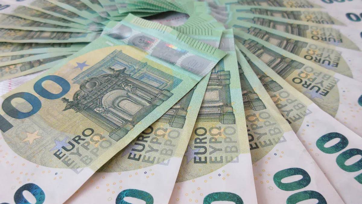 了解西班牙货币欧元的使用及其在汇款中的重要性- BiyaPay 博客