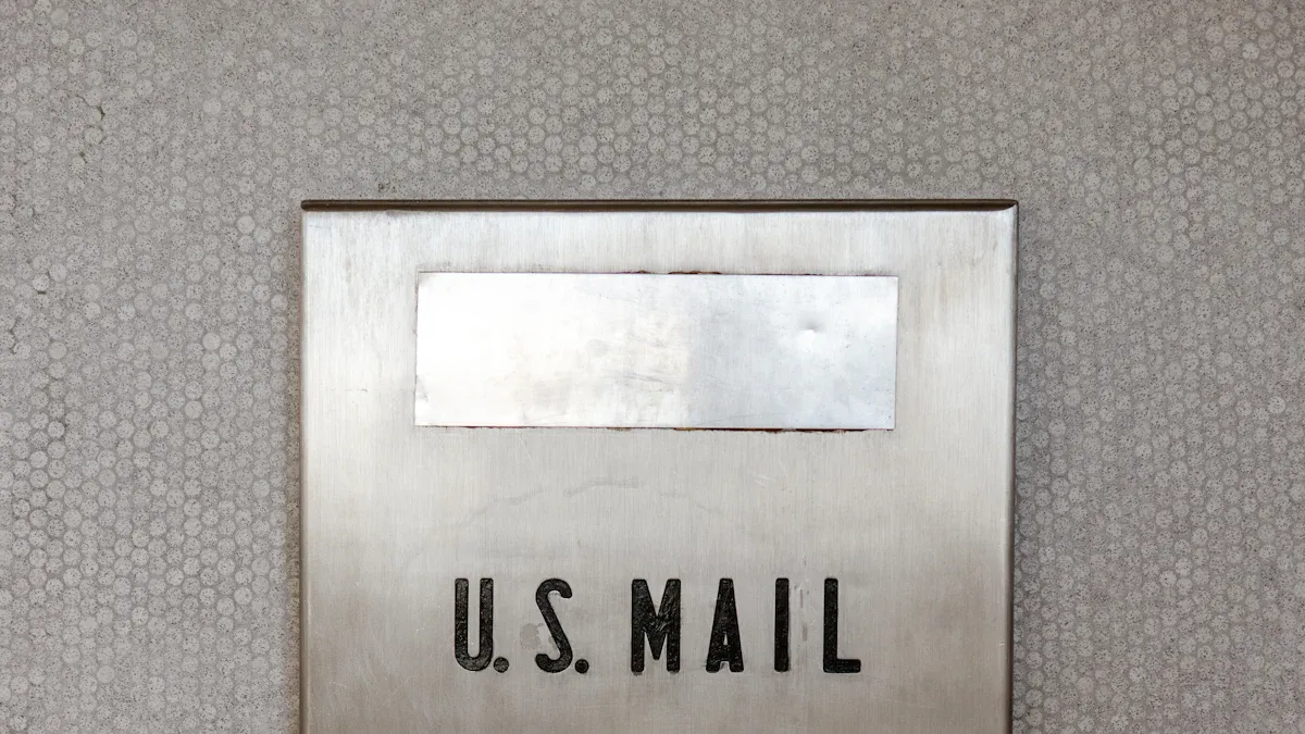 The Huge Risks of Mailing Cash