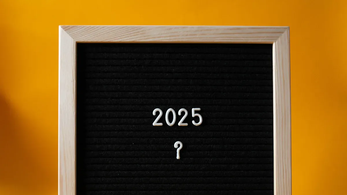 2025 Year-End Outlook: Can the Nasdaq Continue Its Growth Legend Amid Volatility?