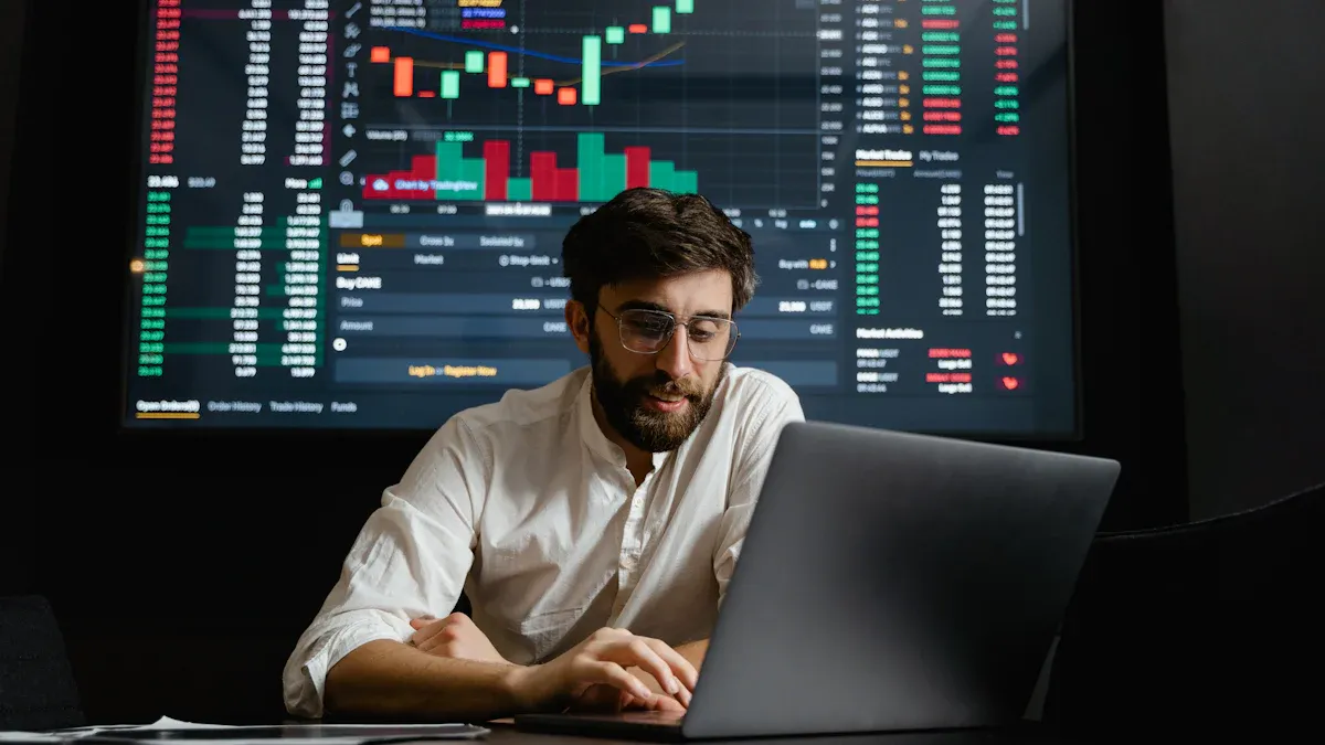 How Long Can the US Stock Bull Market Last? Historical Data Reveals Key Signals for 2025 Trends