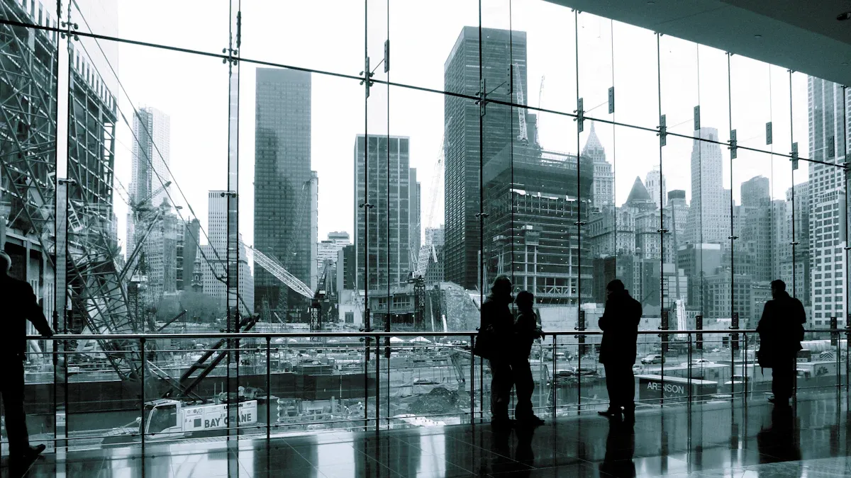 From Dow Jones to Nasdaq: How US Stock Indices Reflect Economic Changes and Investment Opportunities