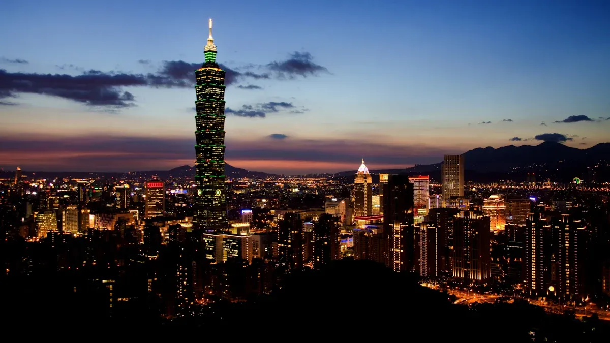 Understanding the Two Major Taiwan Stock Indices: Weighted vs. 50