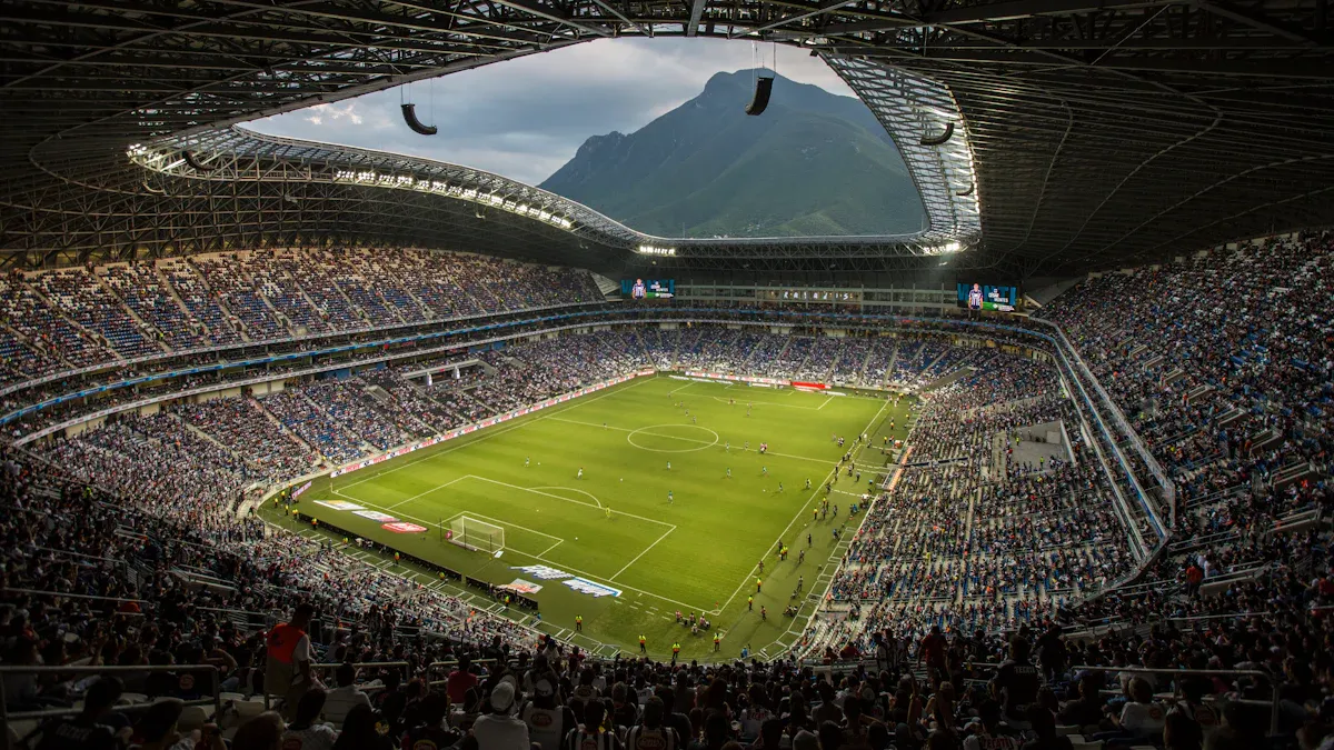 足球俱乐部上市股票盘点：曼联(MANU)与尤文图斯(JUVE)投资分析