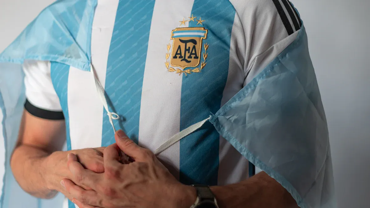 How to Buy U.S. Stocks of Argentina National Team Sponsors with USDC and Share the Commercial Bonus After Messi's Championship