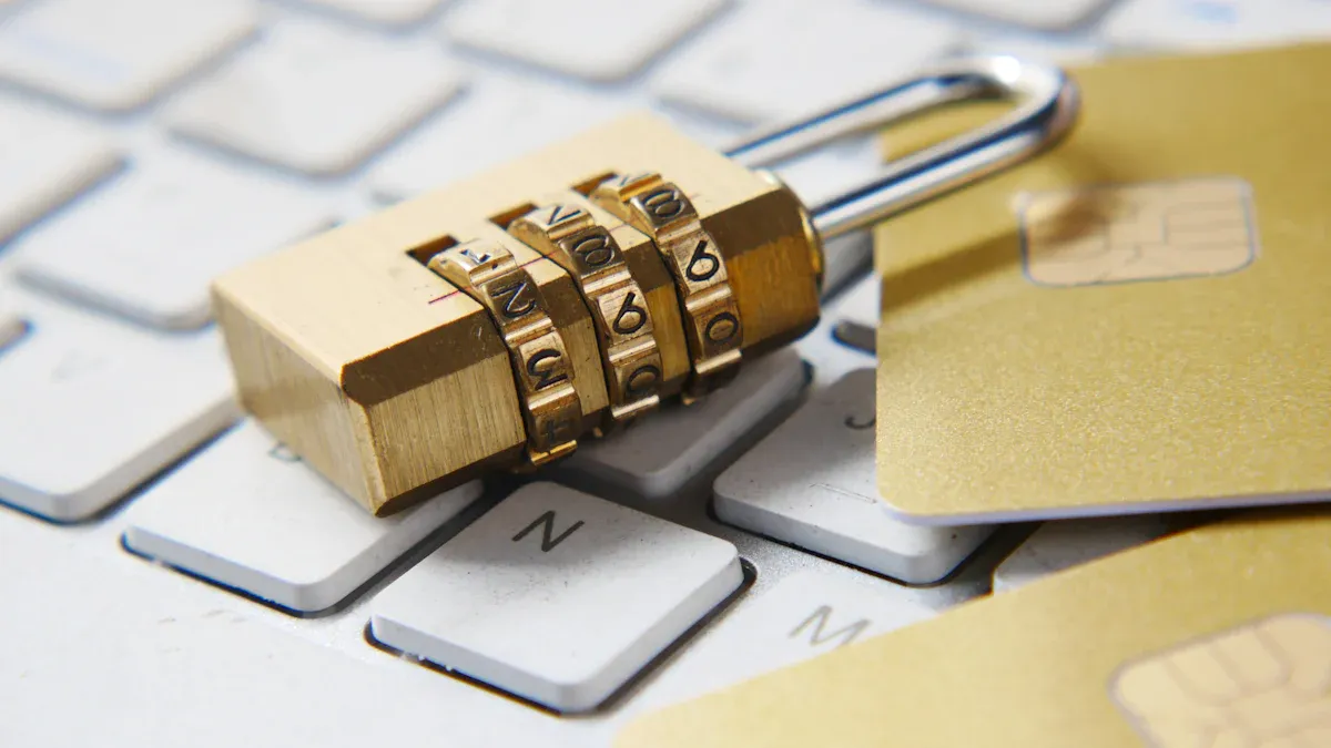 Don't Want to Expose Your Real Credit Card Information? 5 Privacy Payment Tips in the AI Era