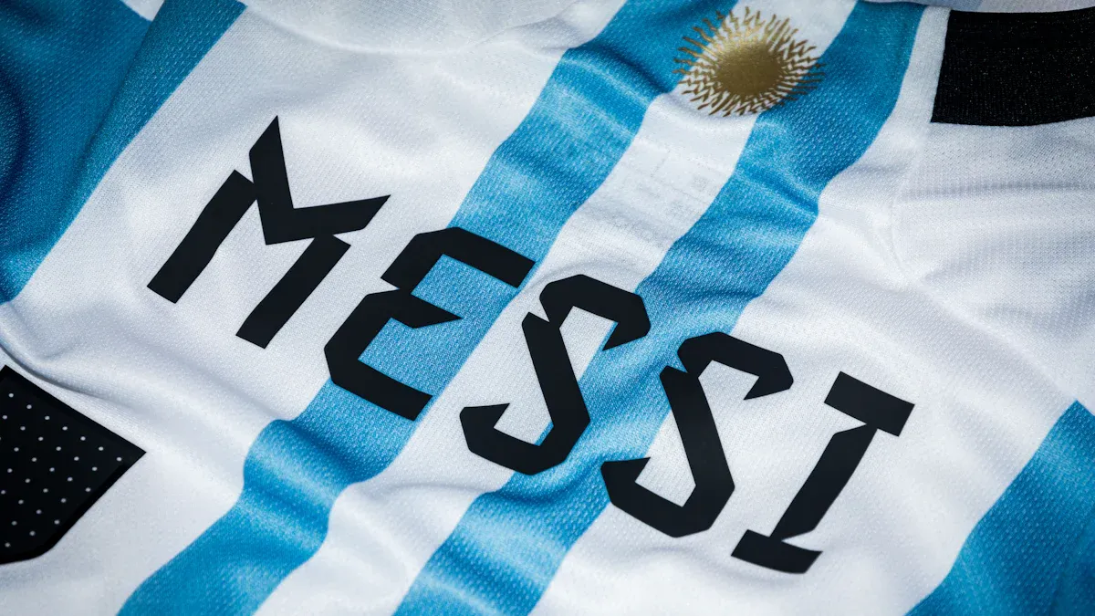 North American International Students Reselling World Cup Merchandise: Received a Pile of RMB, How to Convert to CAD at the Lowest Cost for Tuition Payment?