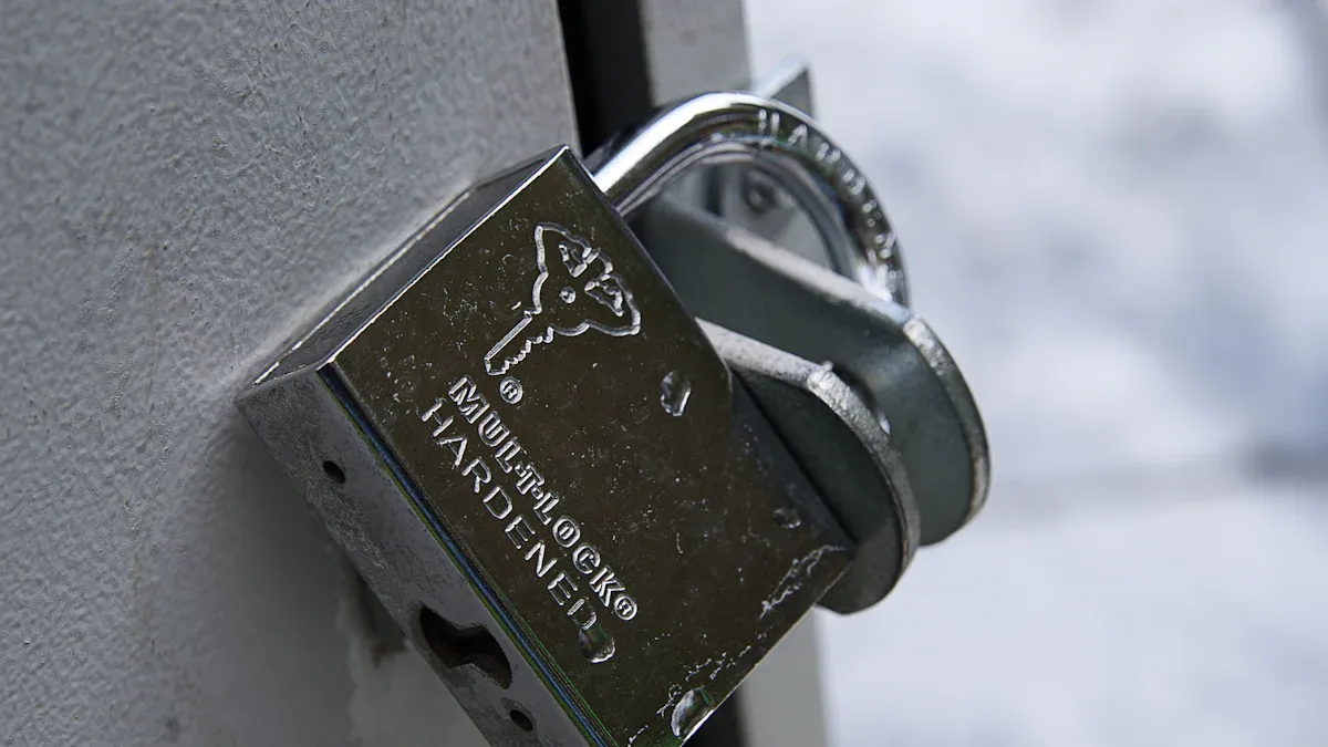 防止本地AI被黑的风险解析