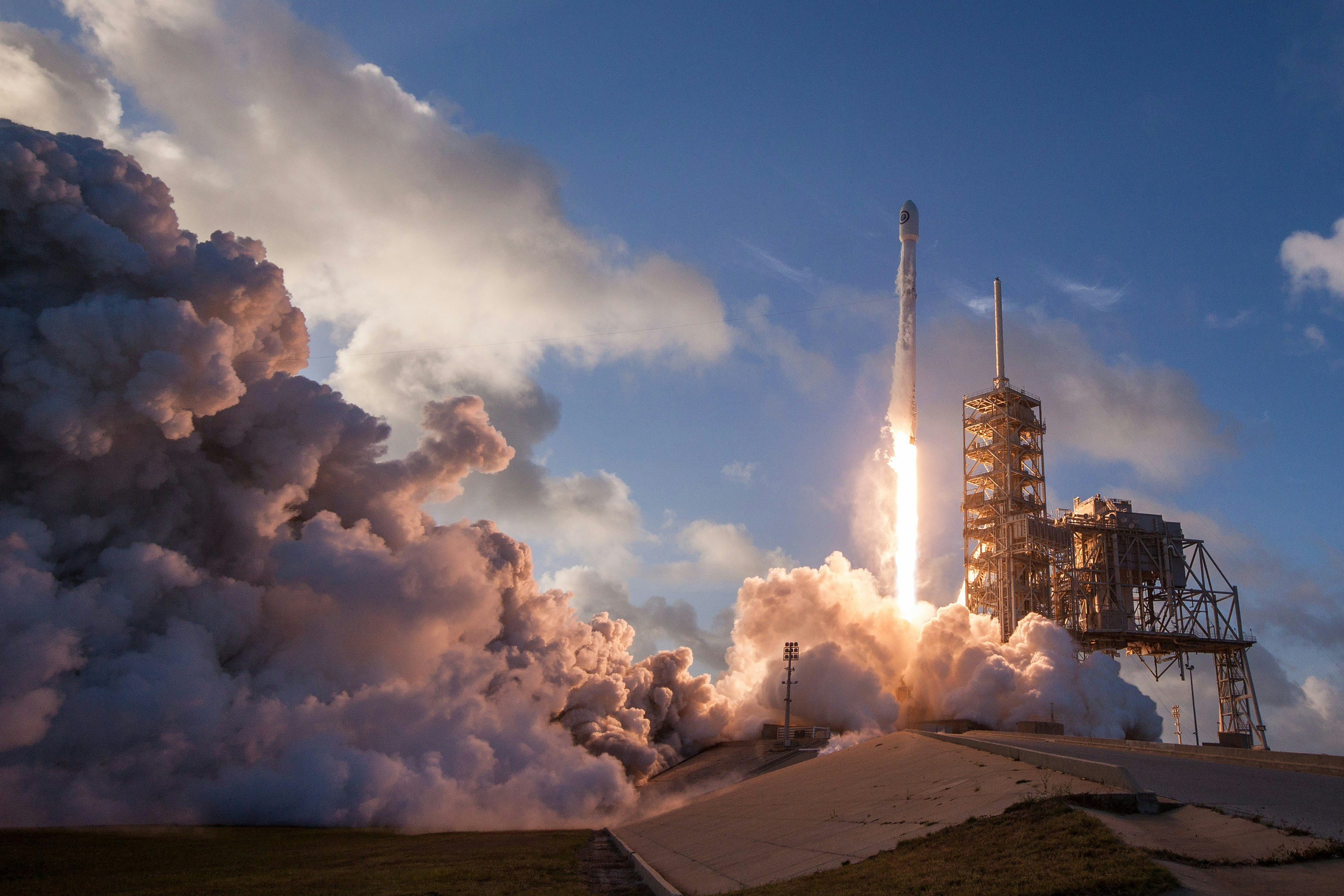 NASA and SpaceX commercial space partnership