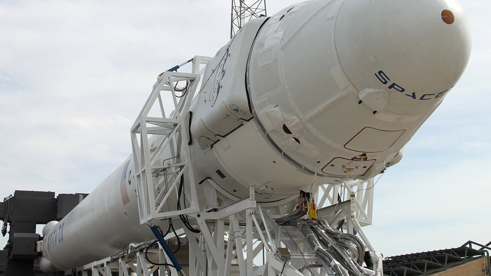 SpaceX IPO 后流通股会有多少?新股发行、老股出售和限售期怎么看