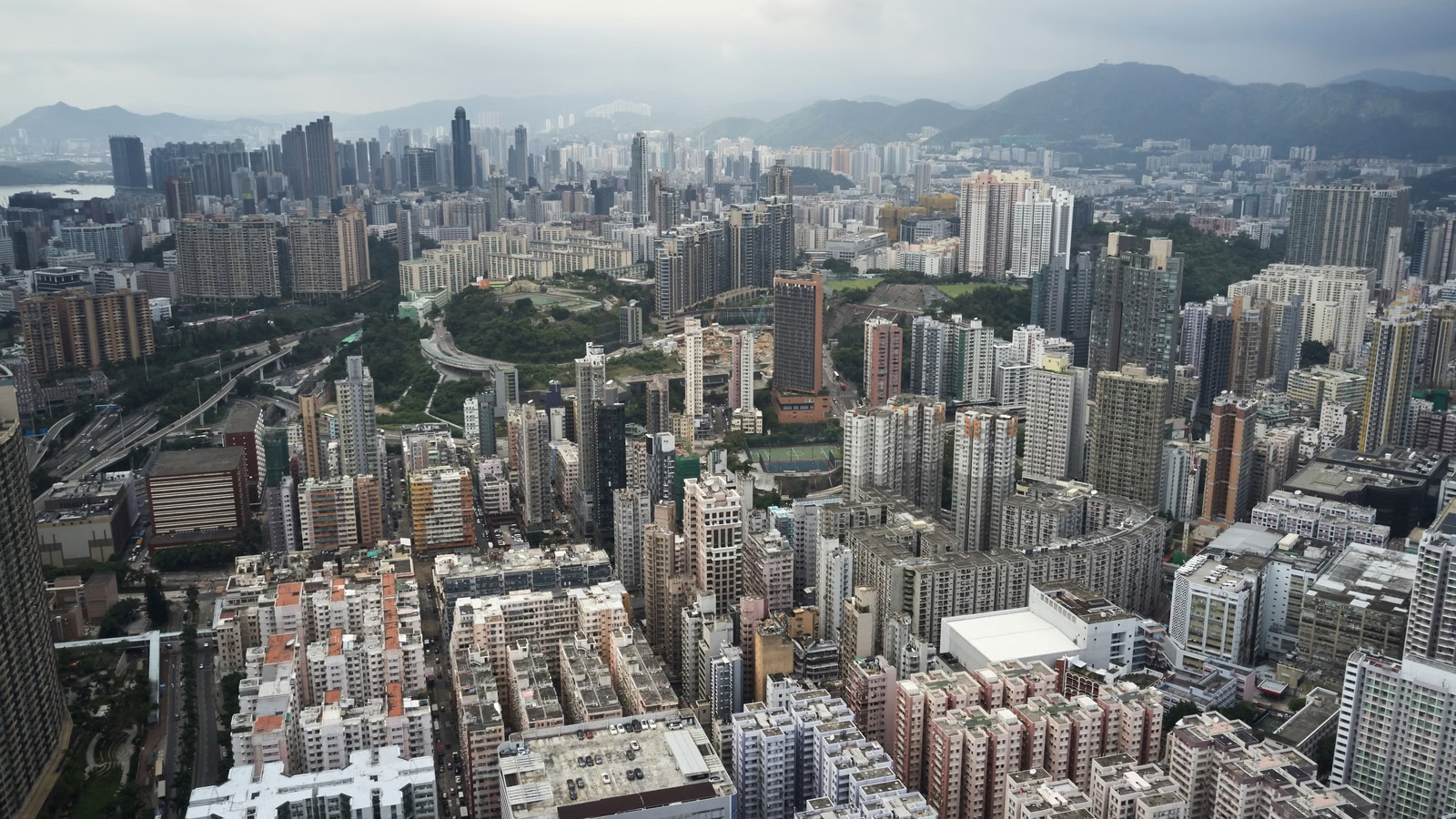 香港金融区与跨境换汇场景