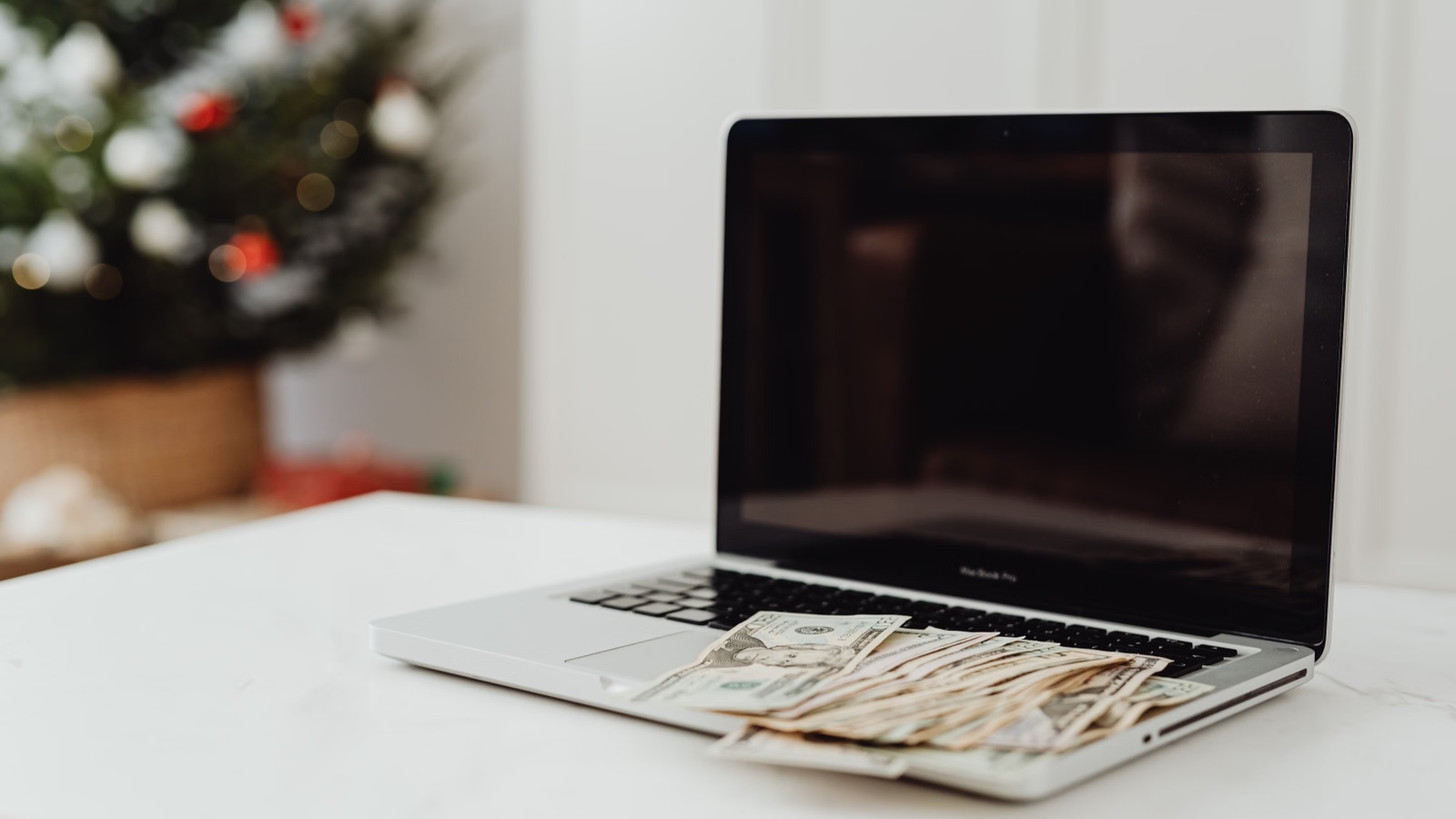 Managing USD time deposits through online and mobile banking