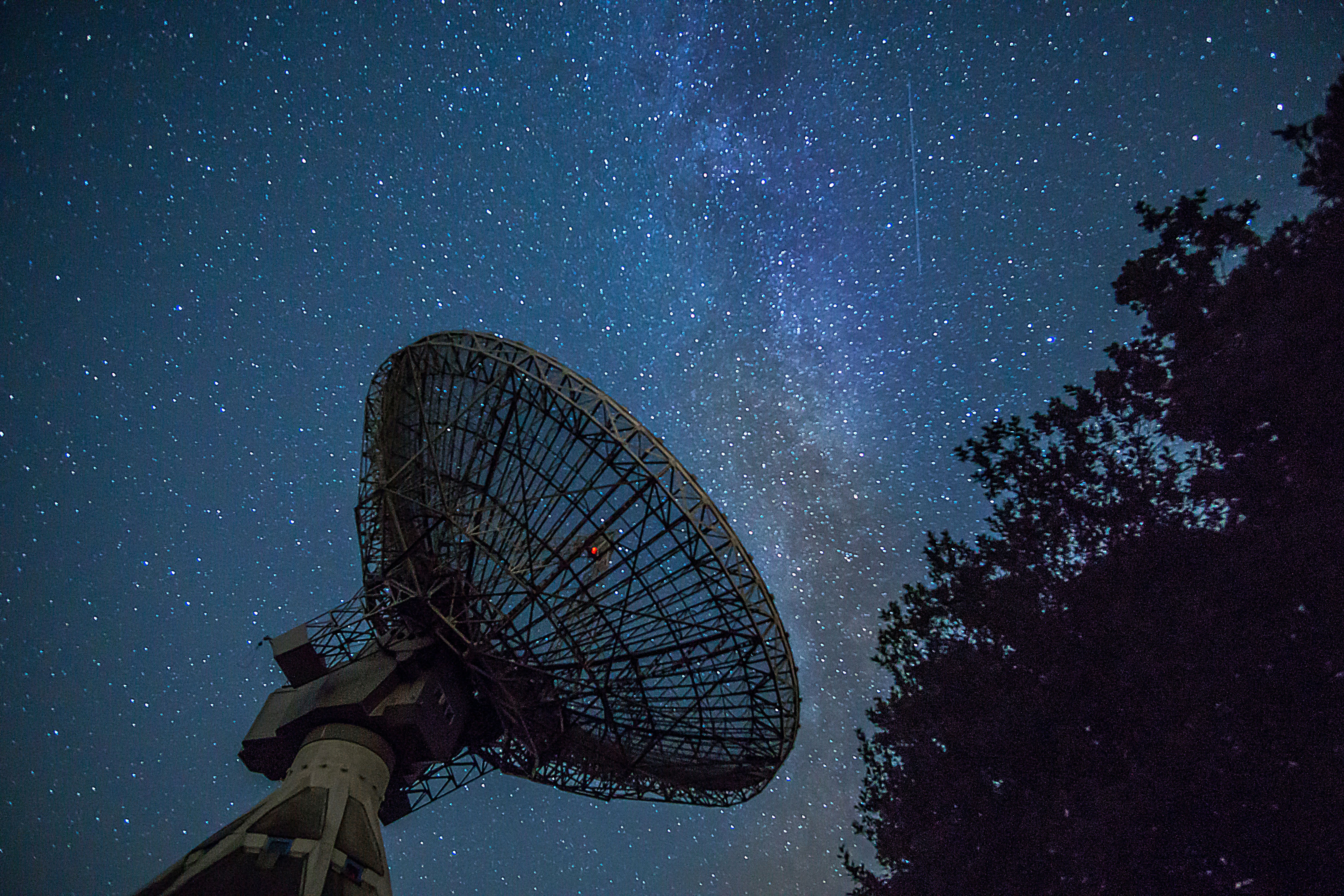 SpaceX and Starlink satellite communications network