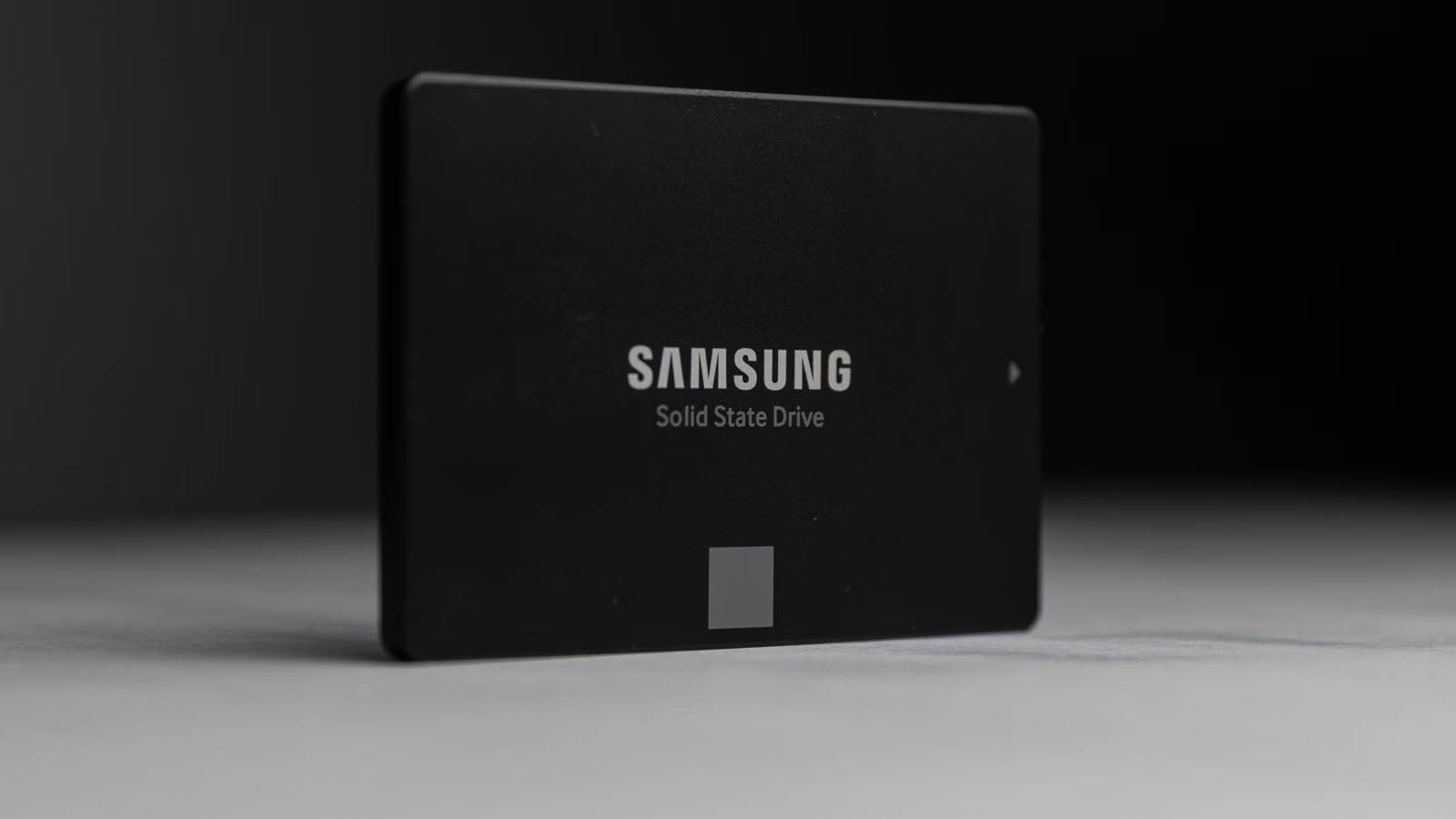Enterprise SSD and NAND Flash cycle analysis