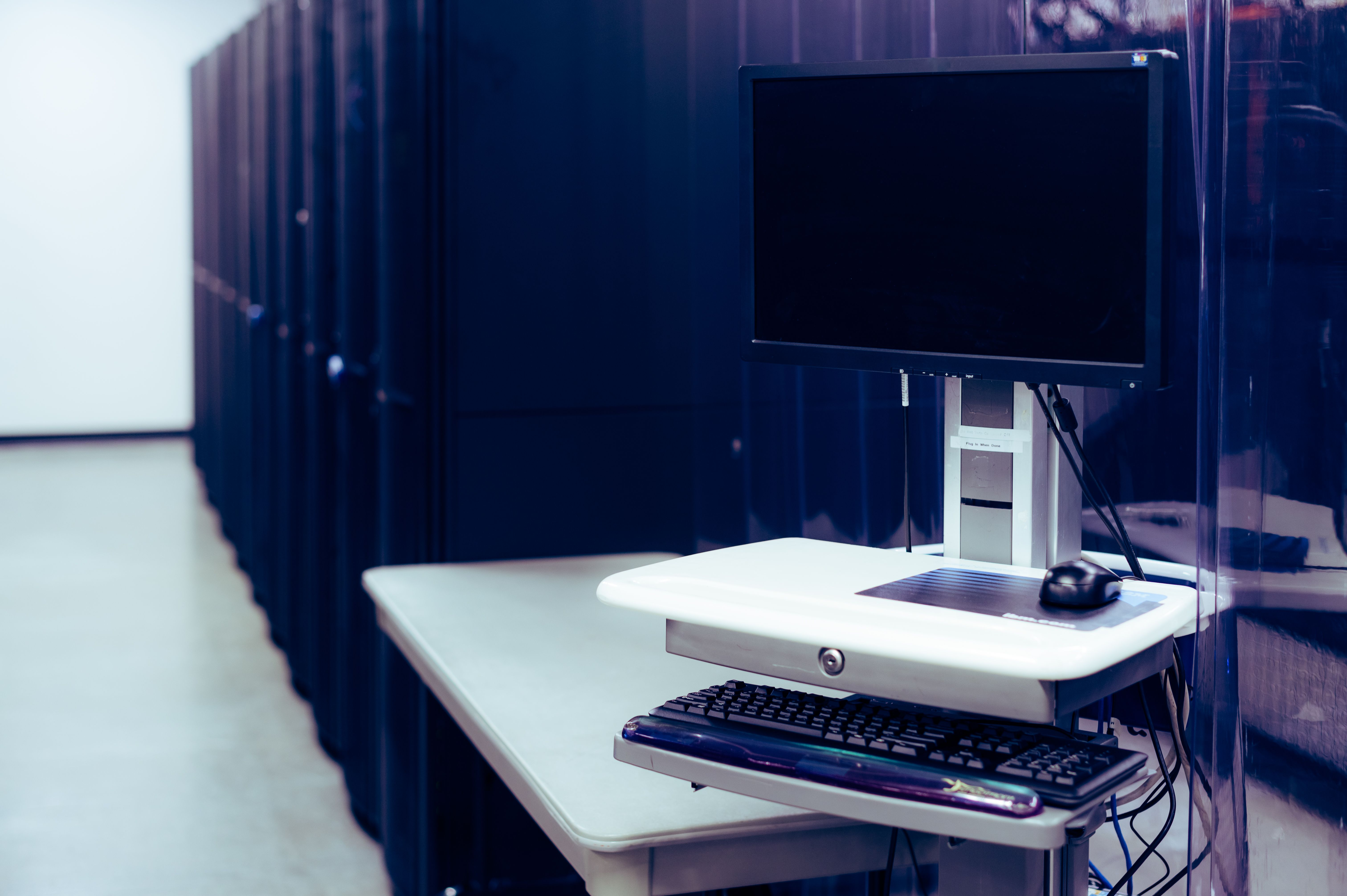 SNDK stock and AI data center storage demand
