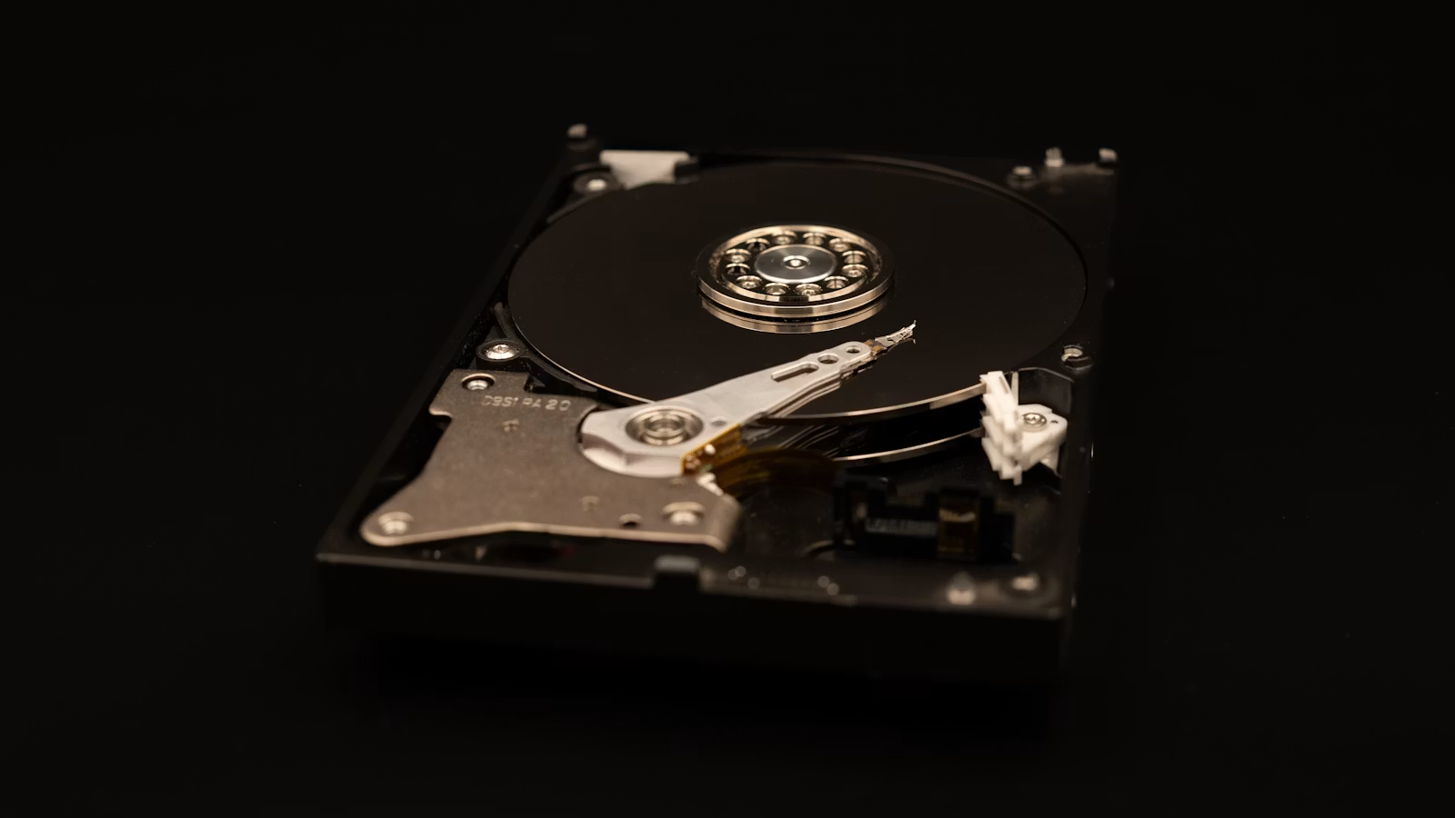 HDD 机械硬盘与长期数据存储