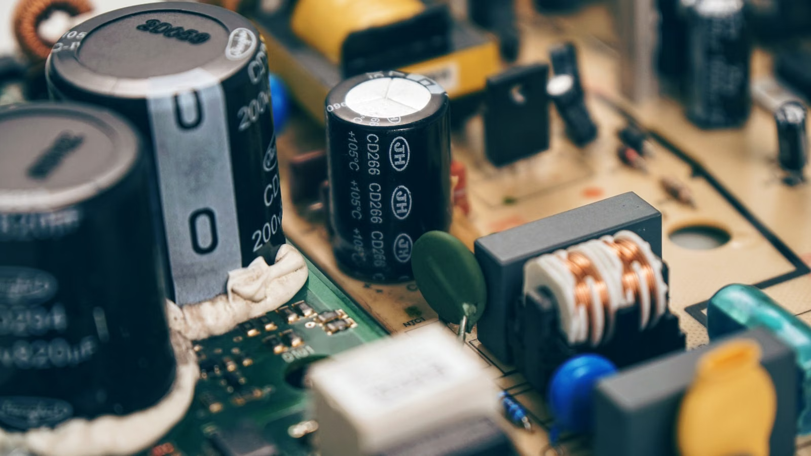 SMIC and embedded non-volatile memory platforms