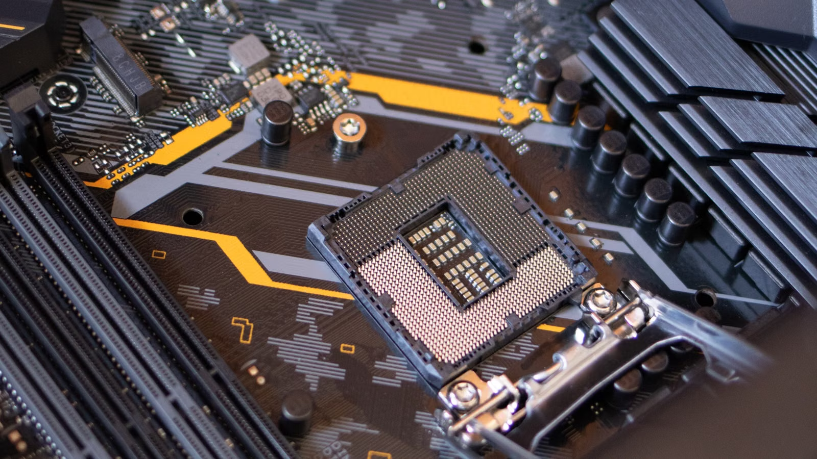 ASMPT、HBM 与先进封装设备产业链分析