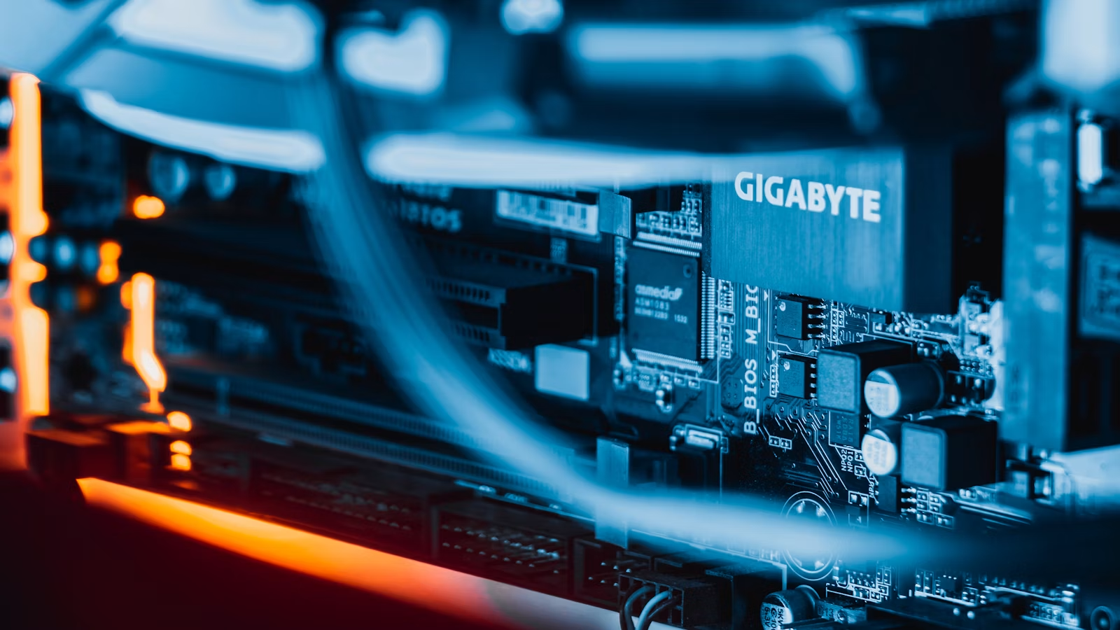 云厂商订单与企业级 SSD 采购周期