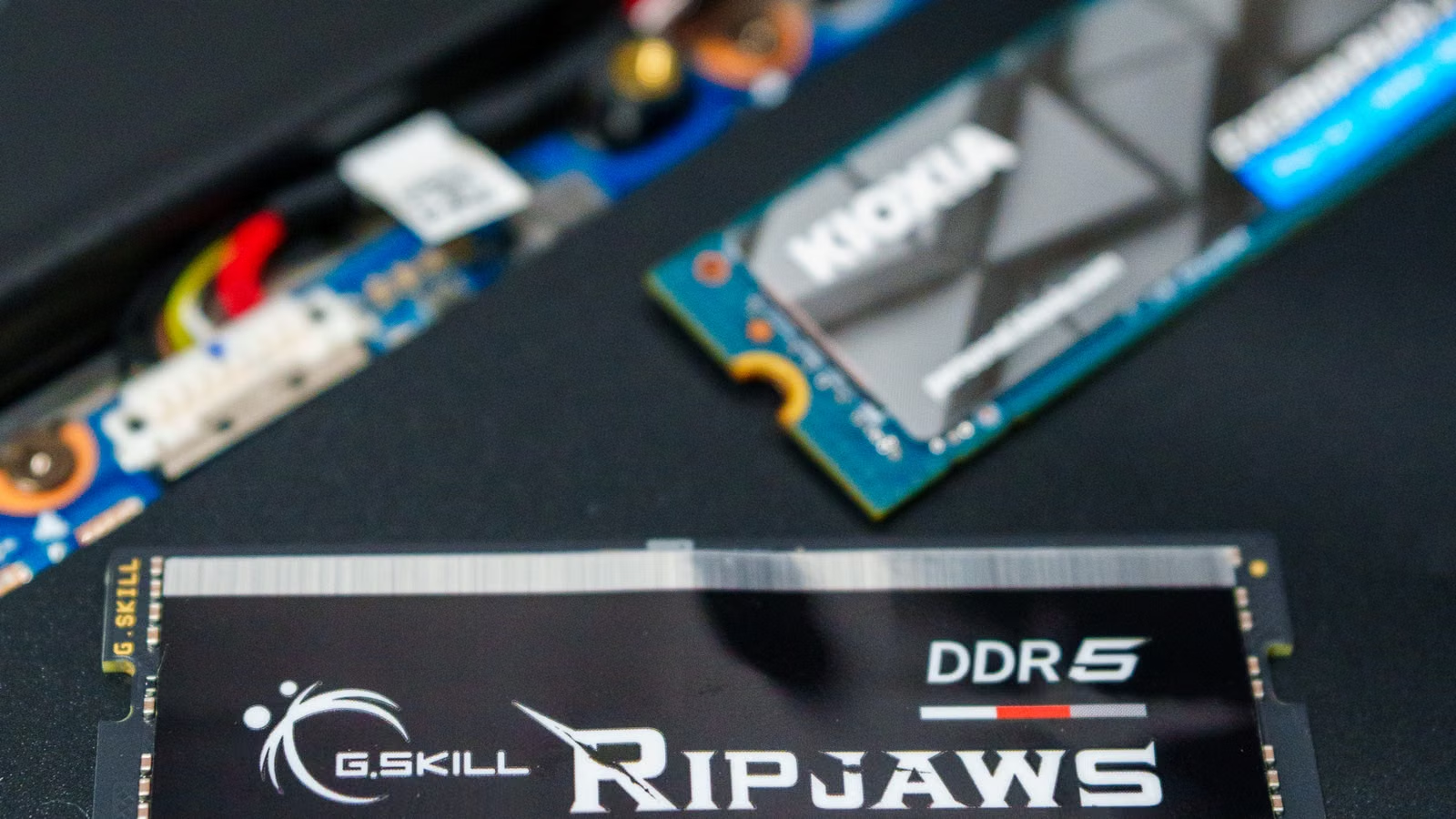 AI training data and enterprise SSD read/write demand