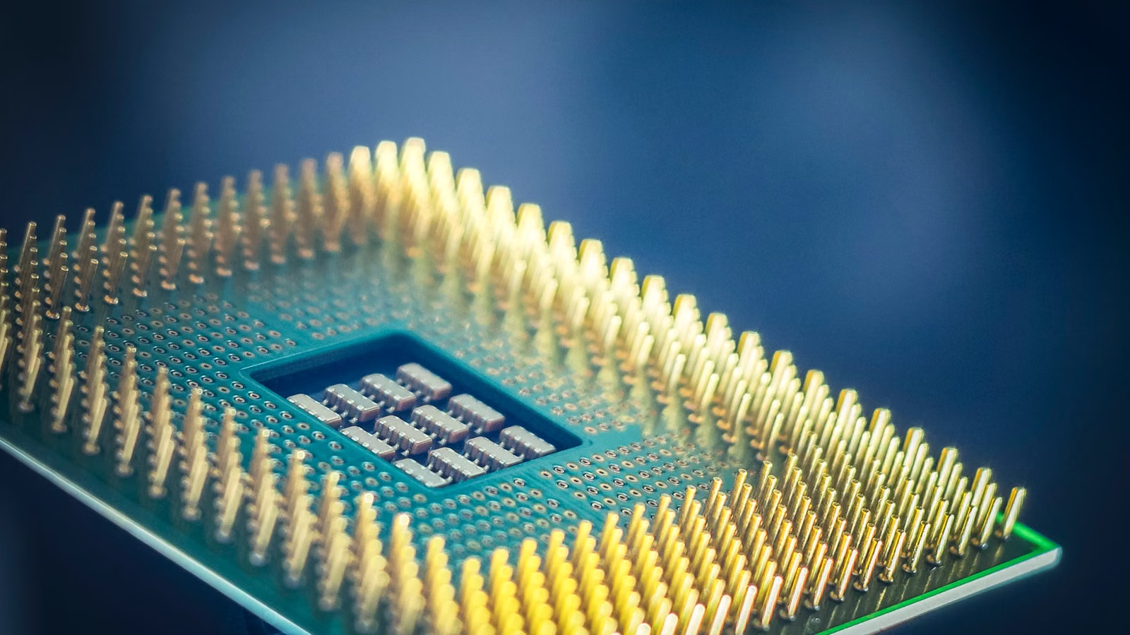 ASML earnings benchmark and chip supply chain analysis