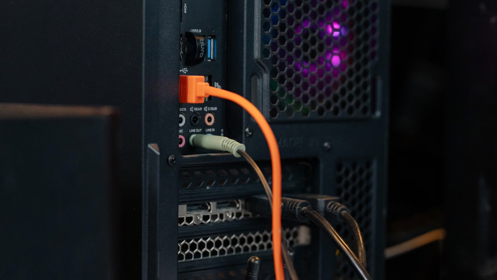 SanDisk, Sandisk, and the Chinese brand name relationship
