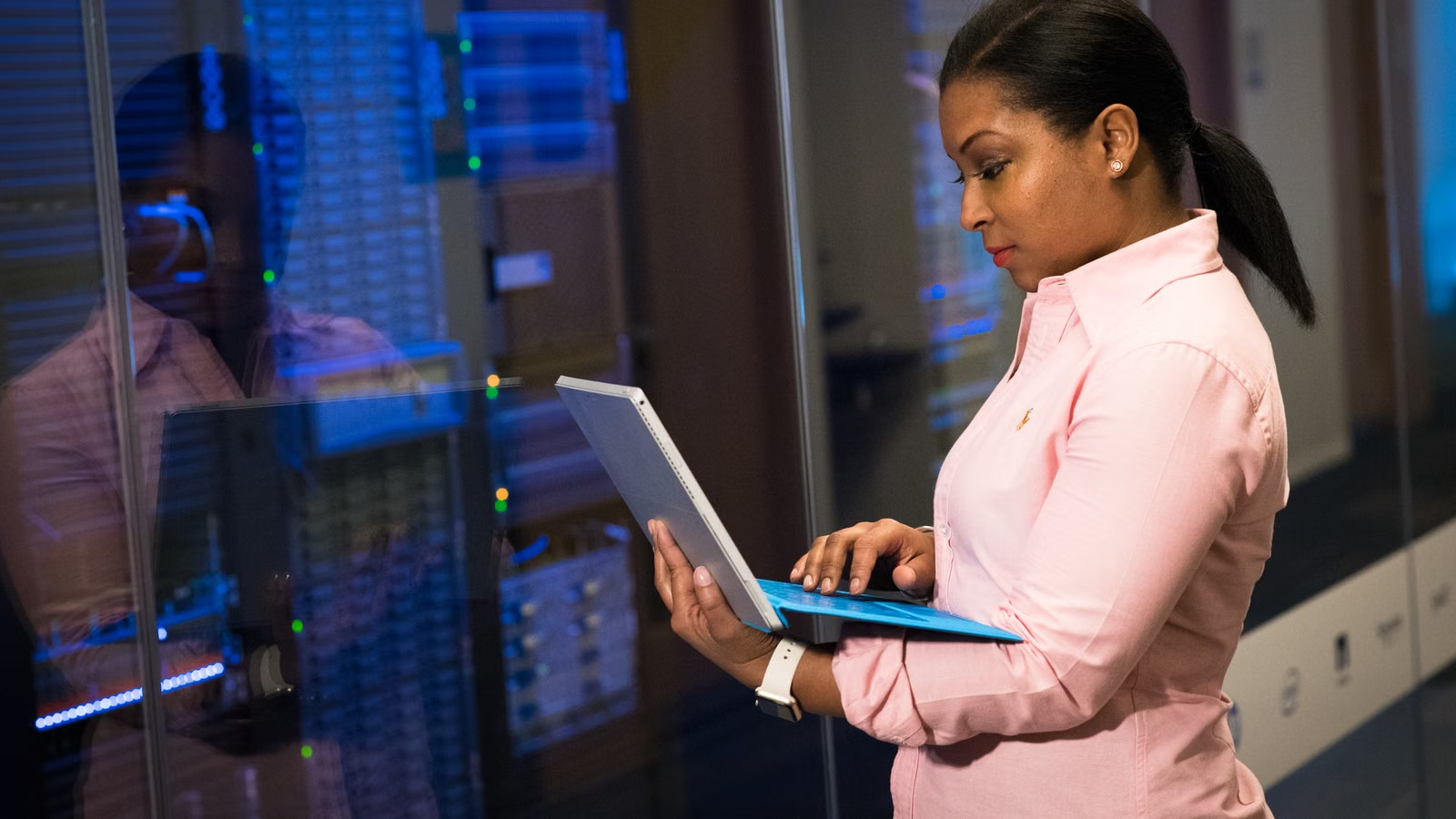Enterprise storage companies, software attributes, and data center control layers
