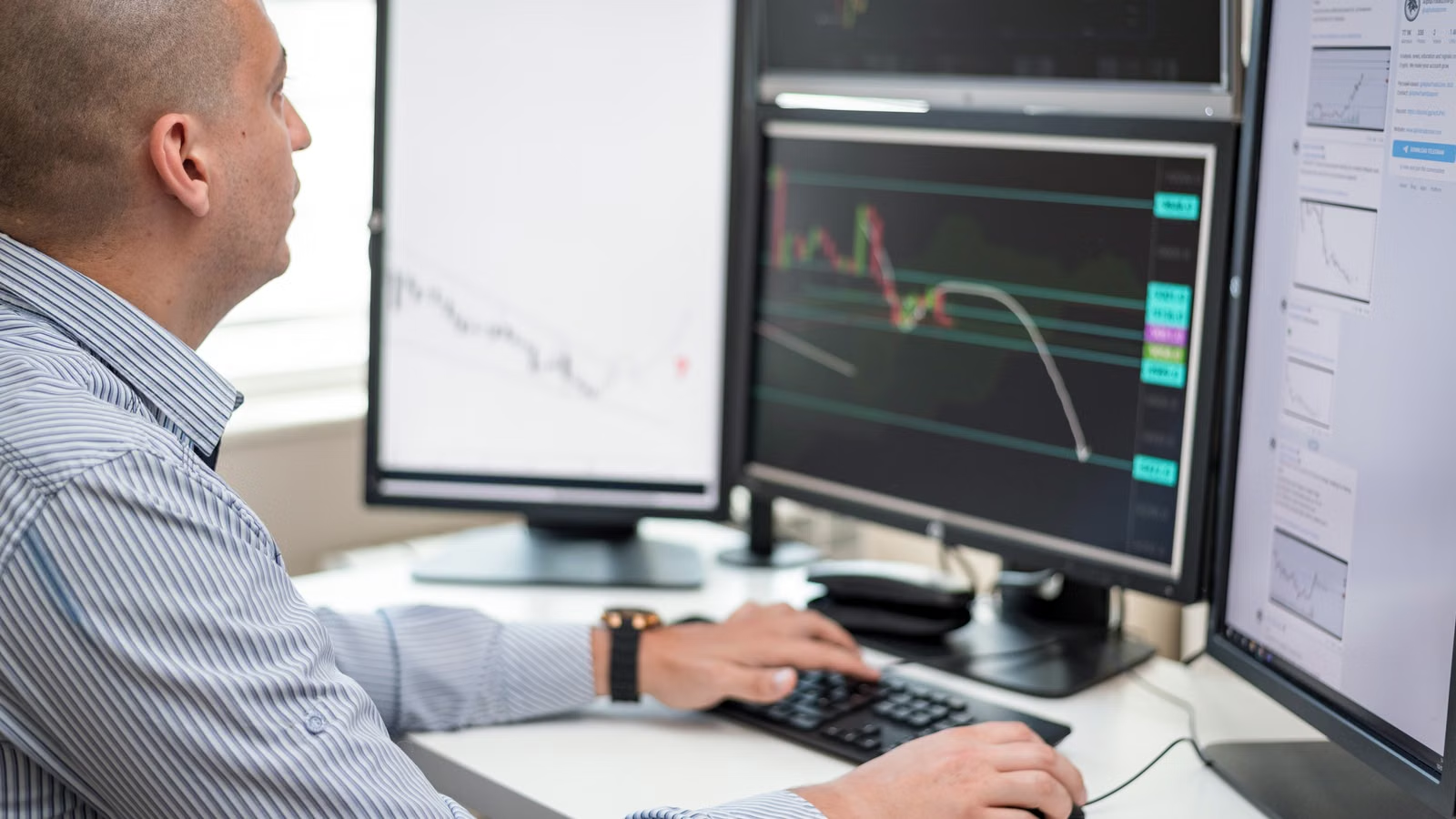 Memory ETFs, semiconductor funds, and market analysis