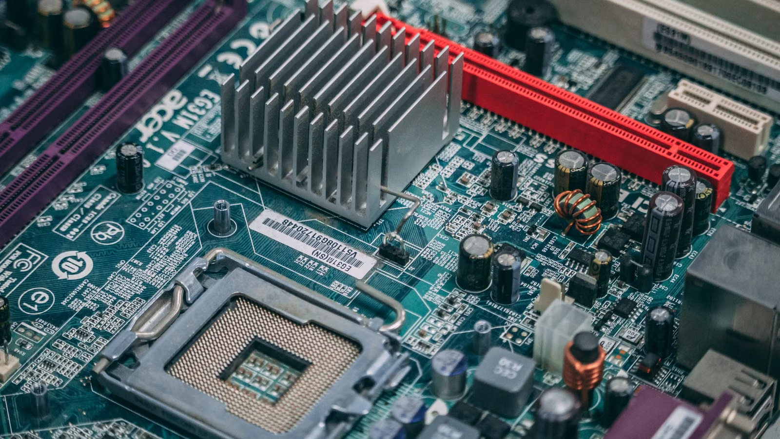 Chips, equipment, and market linkage across the semiconductor supply chain