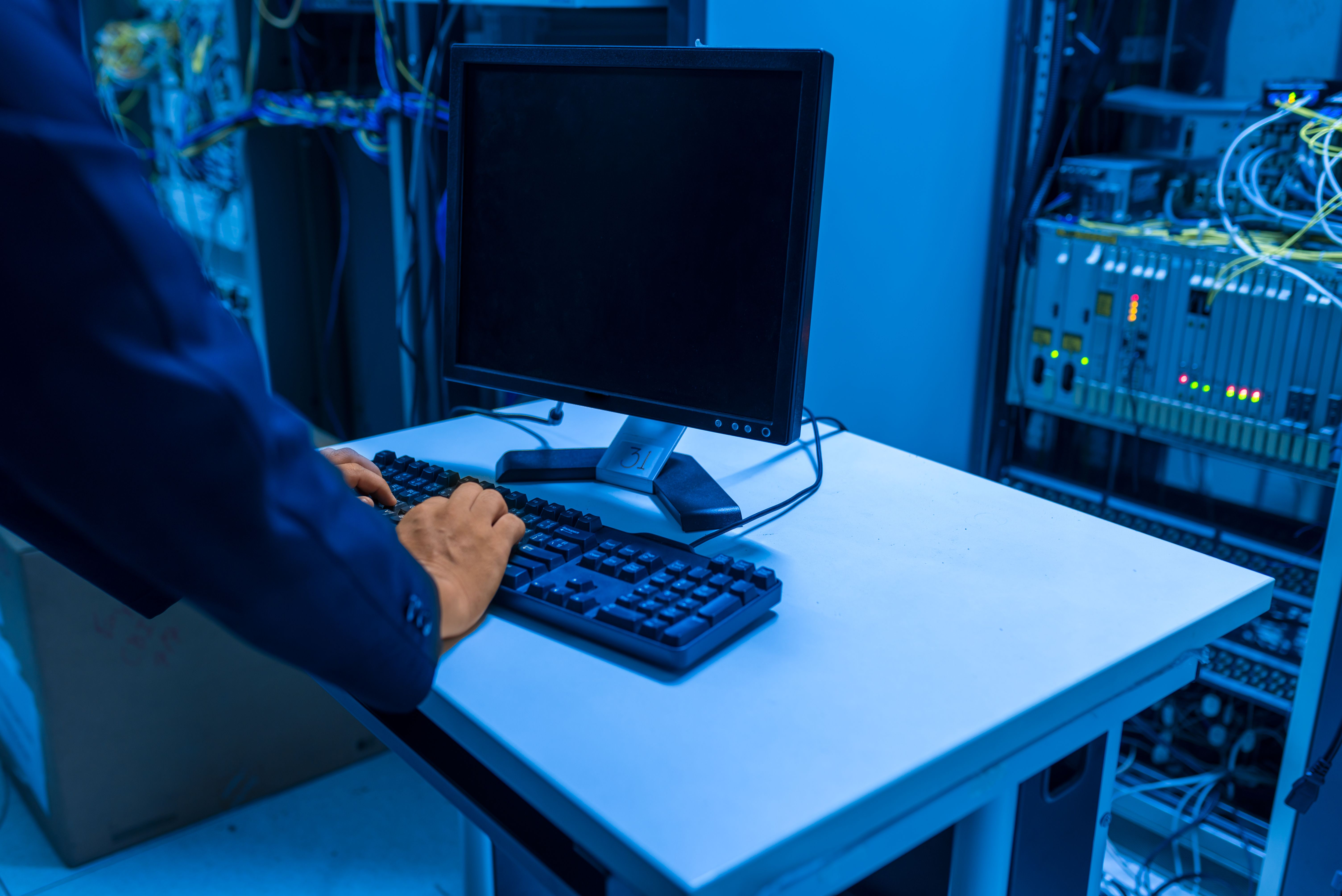 AI CAPEX and data center expansion risks among cloud providers