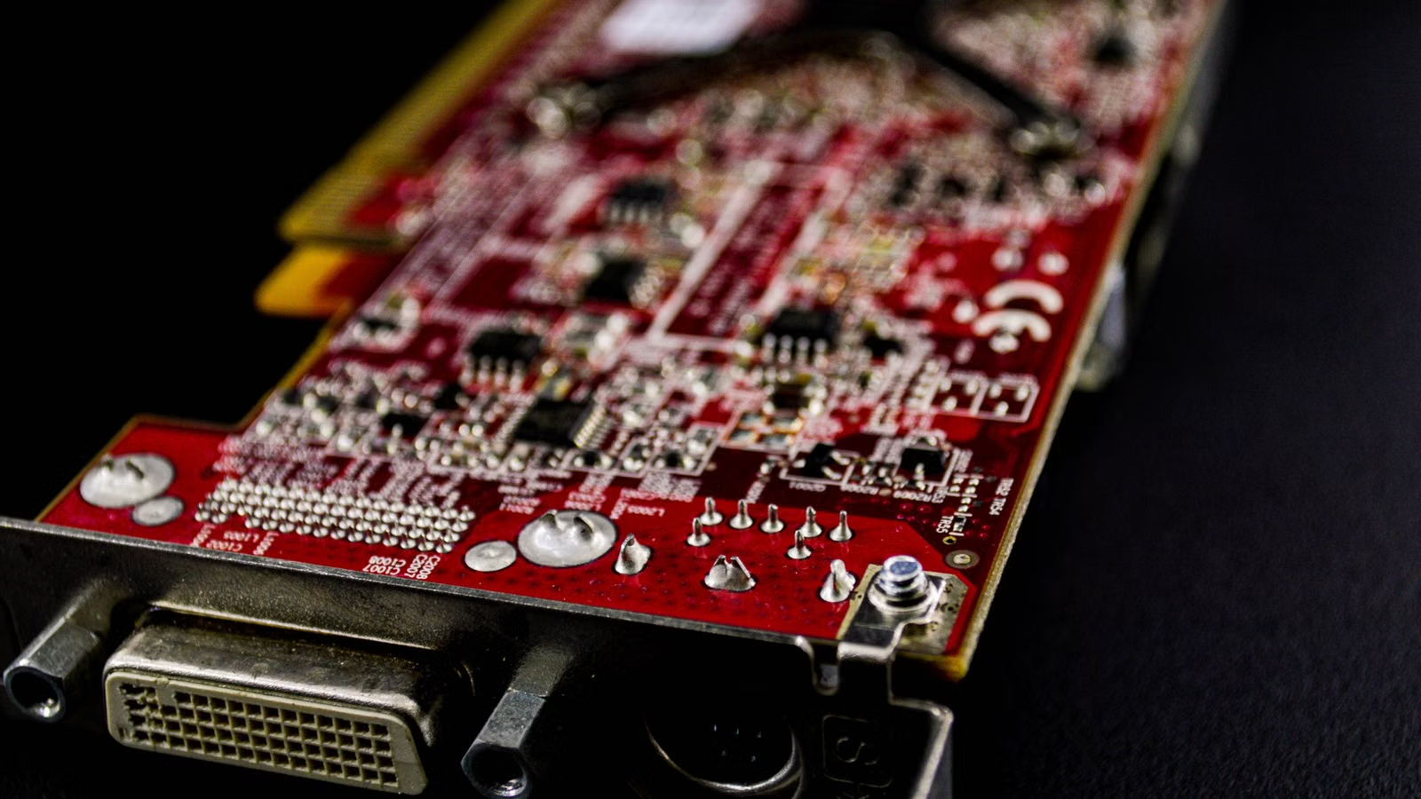Samsung, SK Hynix, Micron, and HBM competition