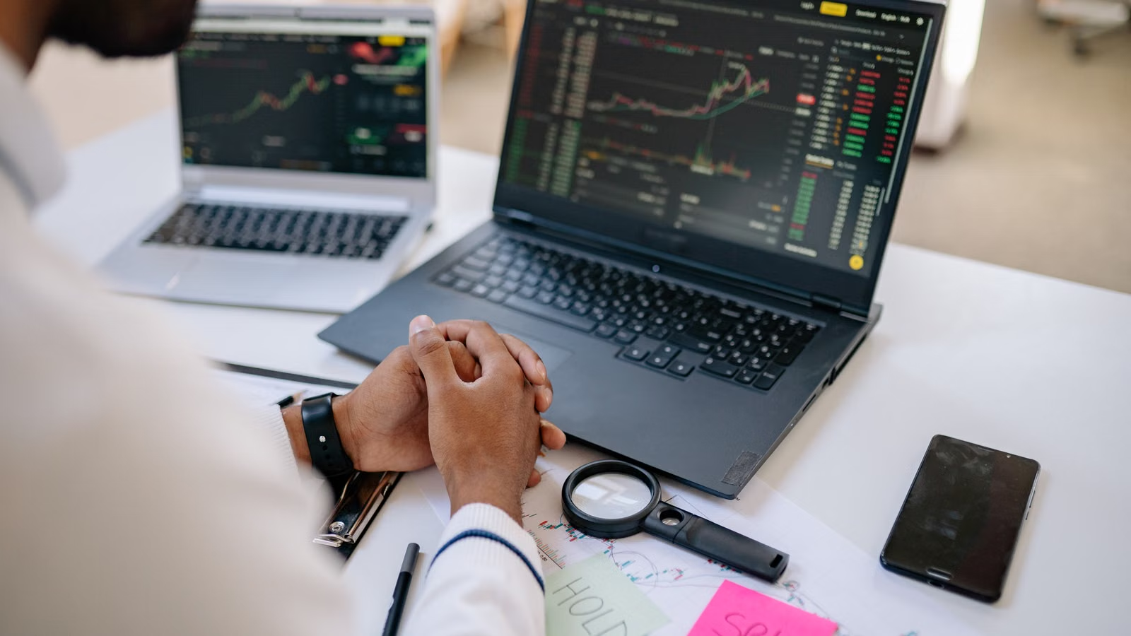 IBM stock volatility and tech earnings expectations
