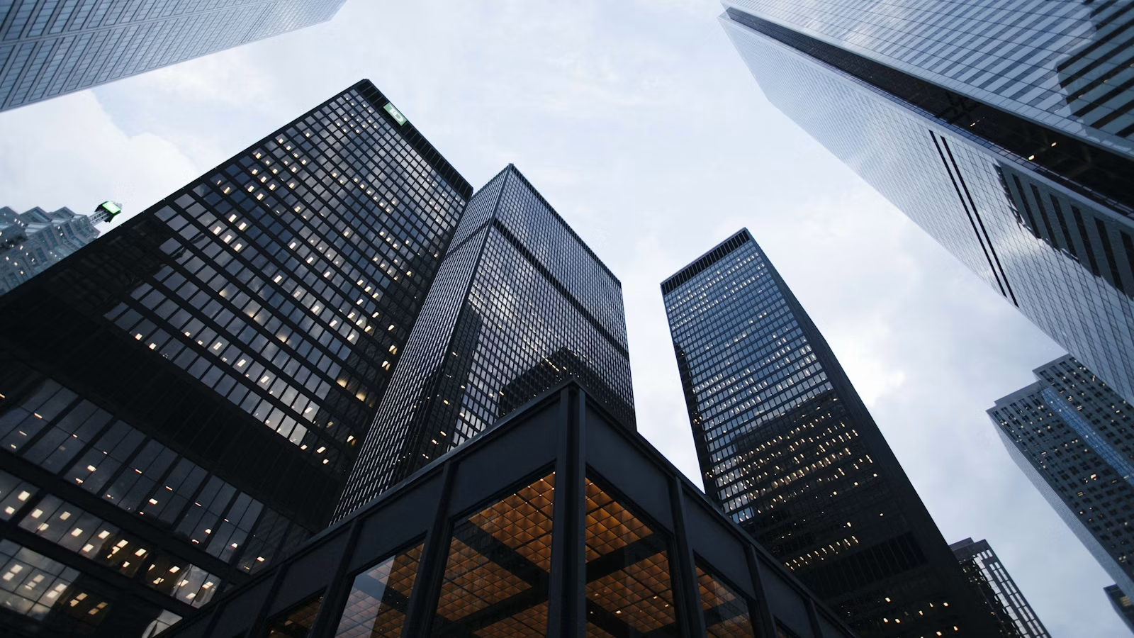 Bank of America Q2 Earnings and Bank Stock Revenue Structure Analysis