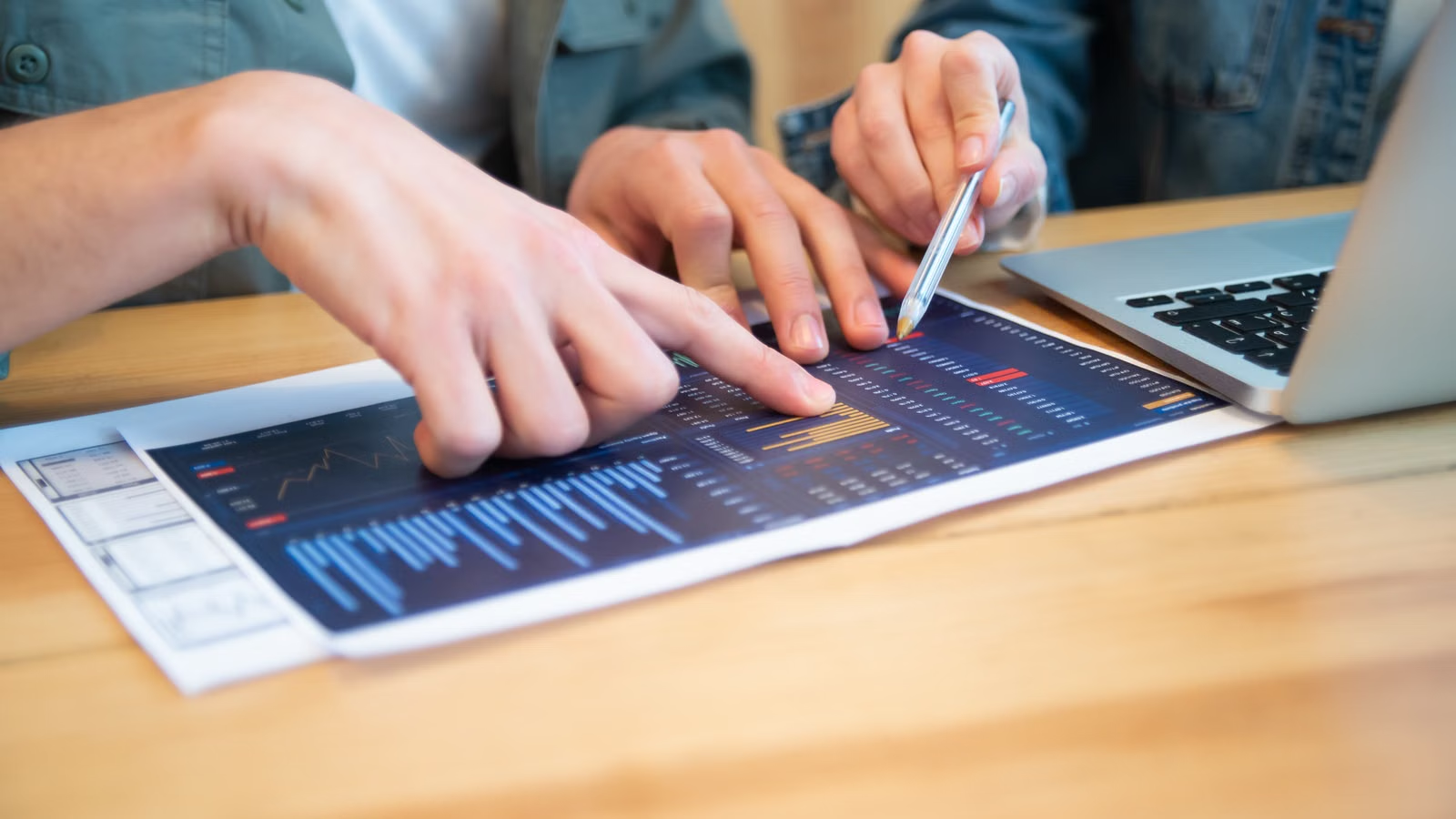 Enterprise software budget risk ranking under the IBM shock
