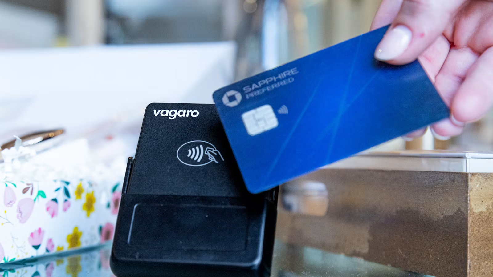 Credit card and contactless payment terminal
