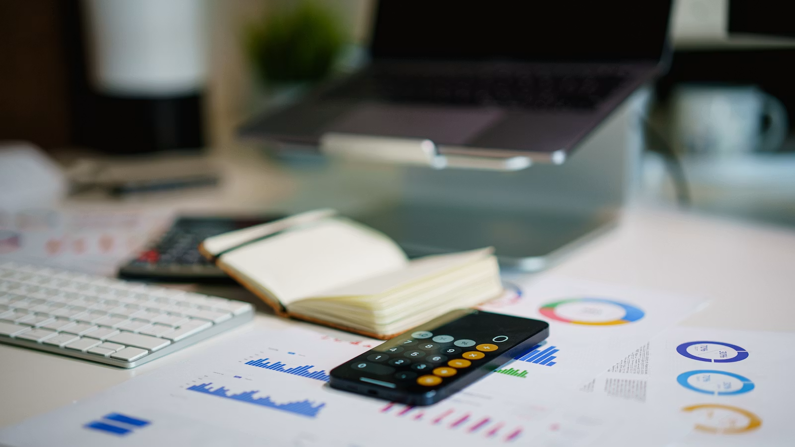 企业科技股估值与财务报表分析