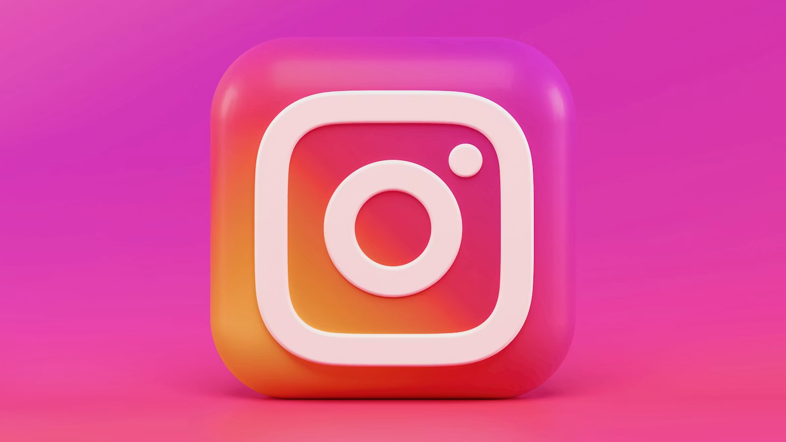 Meta ad growth and social platform engagement
