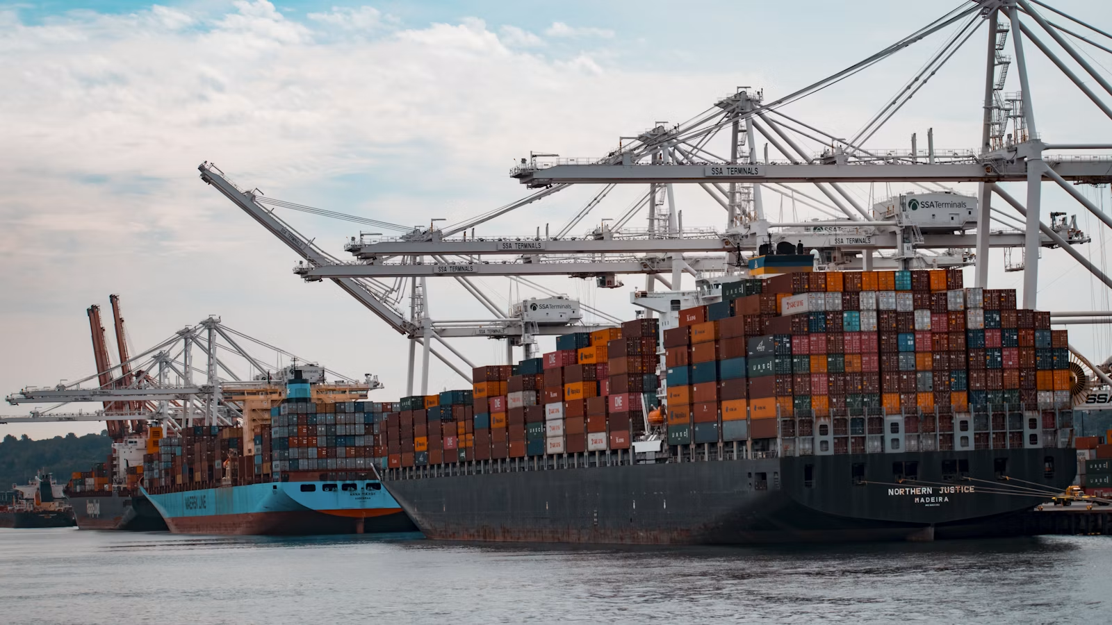 JD Logistics, warehousing, delivery, and instant retail fulfillment
