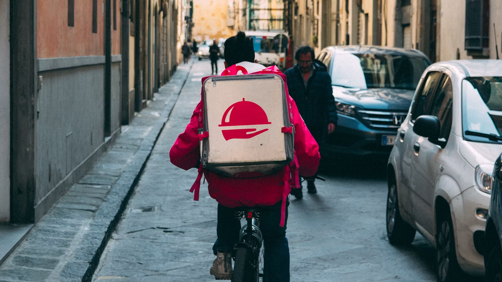 JD.com food delivery unit economics, order density, and instant delivery
