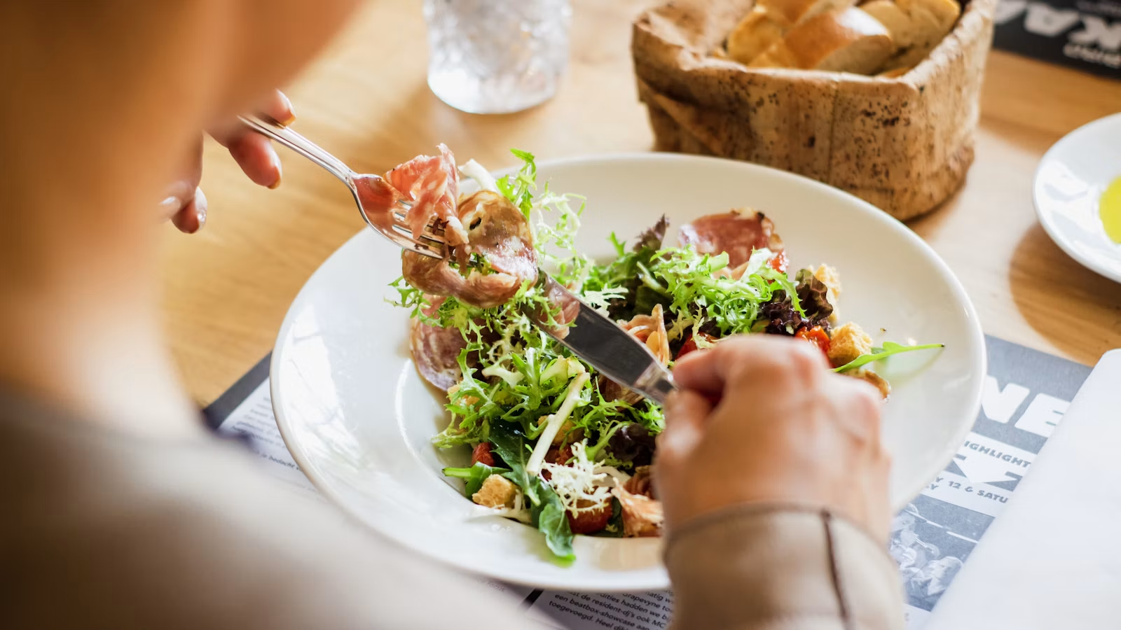 Food delivery orders, user retention, and unit economics analysis